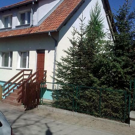 Apartamenty, Pokoje, Noclegi Pracownicze " Skarpa" Wilkasy Dış mekan fotoğraf