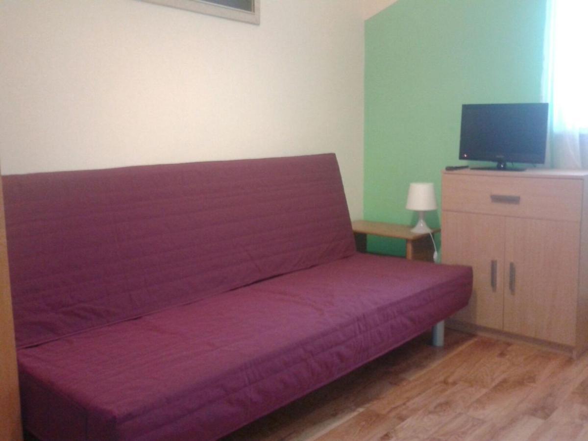 Apartamenty, Pokoje, Noclegi Pracownicze " Skarpa" Wilkasy Dış mekan fotoğraf