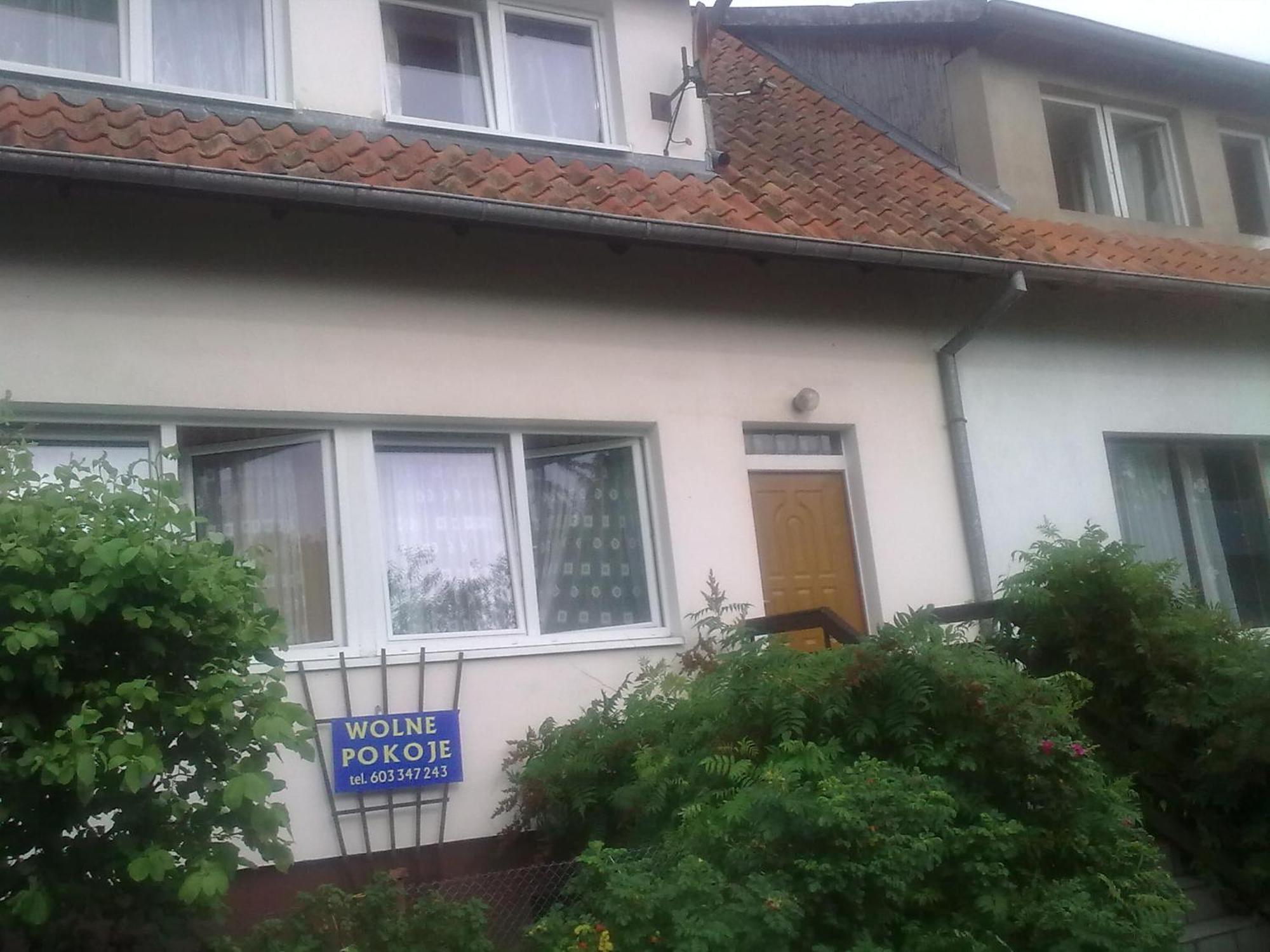 Apartamenty, Pokoje, Noclegi Pracownicze " Skarpa" Wilkasy Dış mekan fotoğraf