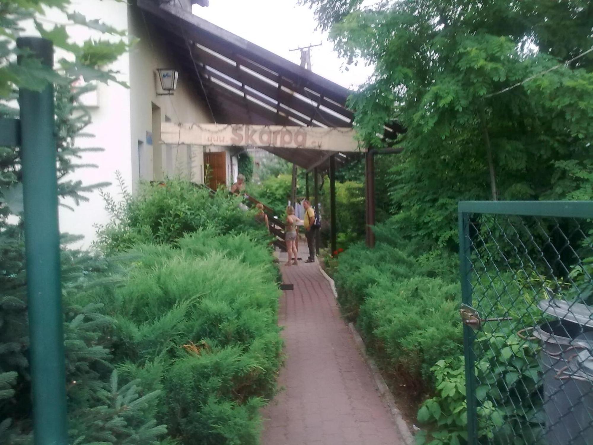 Apartamenty, Pokoje, Noclegi Pracownicze " Skarpa" Wilkasy Dış mekan fotoğraf