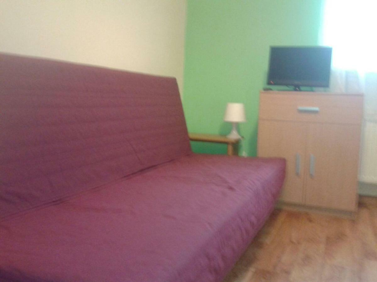 Apartamenty, Pokoje, Noclegi Pracownicze " Skarpa" Wilkasy Dış mekan fotoğraf